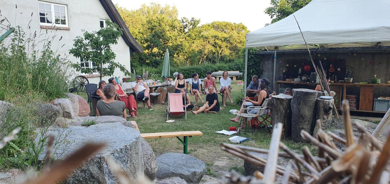 Apartment Vera, Naehe Binz In Traumhafter Alleinlage, 4-8 P. Zirkow 外观 照片